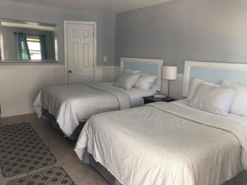 Gambar di galeri bagi Boardwalk Beach Inn di Point Pleasant Beach