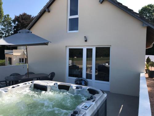 Photo de la galerie de l'établissement Gîtes des champs & Spa, à Bavent