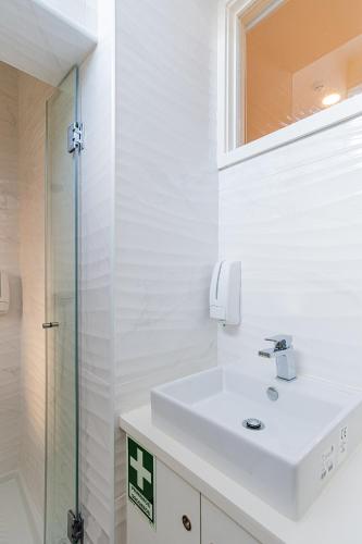 ZD Moreira Flats C By PortoProperties4You