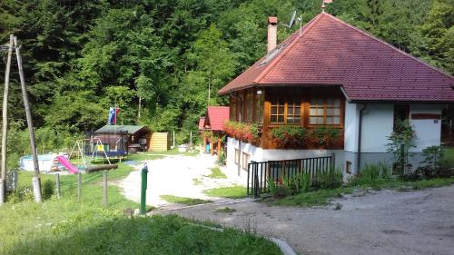 Imagen de la galería de Vila Kosca - apartments for rent, en Dedni Dol