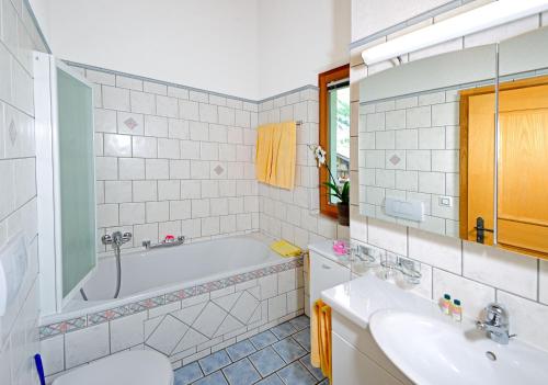 Koupelna v ubytování Chalet Z`Wichjehüs