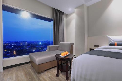 Gallery image of Harper Wahid Hasyim Medan by ASTON in Medan