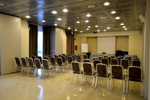 Zona business o sala de conferencias en Hotel Omnia