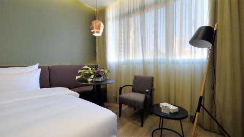 Postel nebo postele na pokoji v ubytování Radisson Blu Hotel, Beirut Verdun