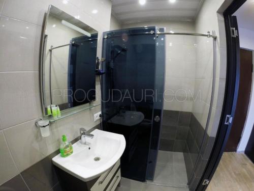 Ένα μπάνιο στο Gudauri Palace apartments in New Gudauri