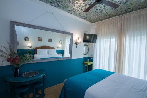 Rastoni Athens Suites near Acropolis at Tsatsou street