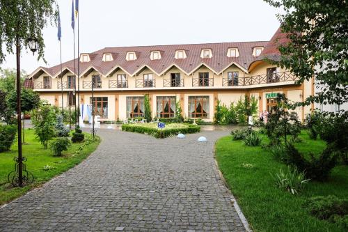 Κήπος έξω από το Оздоровчий комплекс Гайки заїзд провулок Сухий Яр 12