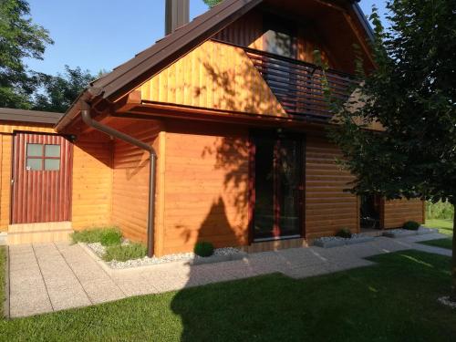 シャレーが所在する建物