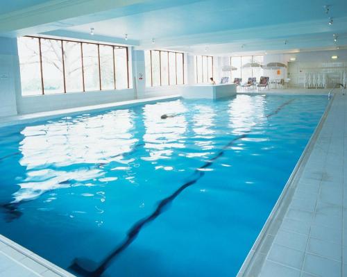 Бассейн в Bosworth Hall Hotel & Spa или поблизости