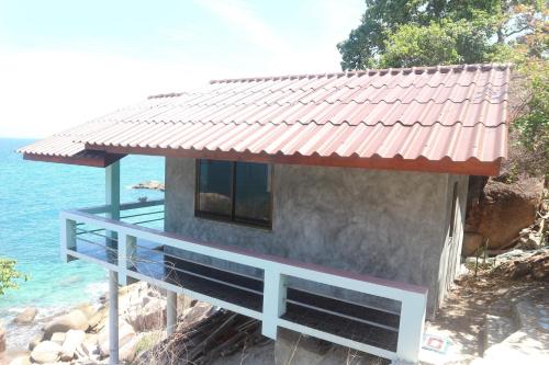Landskap semula jadi dekat dengan rumah tamu ini