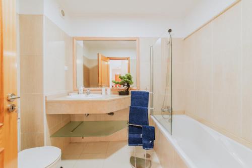 Funchal Lounge Apartment II by Amazing Madeira
