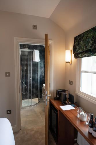 Gallery image of The Kings Arms in Kingston upon Thames