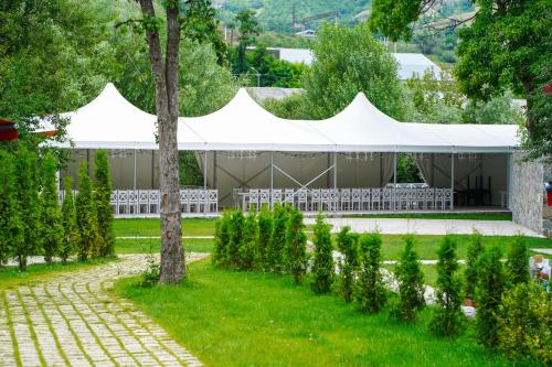 Zahrada ubytování CHALET DILIJAN VILLAS