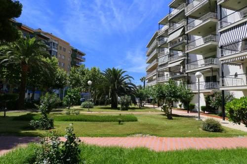 Rentalmar Delfos Playa