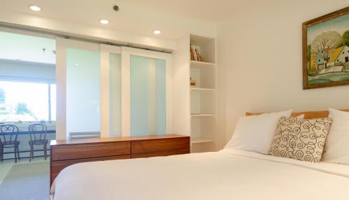 Katil atau katil-katil dalam bilik di The Ocean Dunes at Amagansett