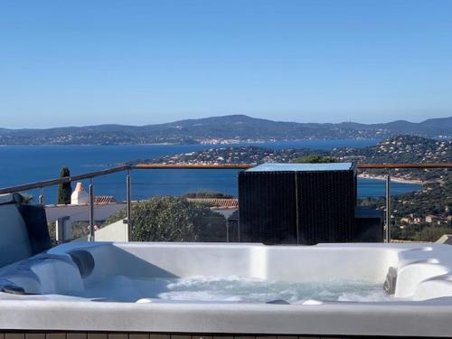 Vue mer panoramique Saint Tropez