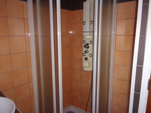 Ένα μπάνιο στο triplex douillet