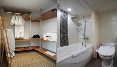 Ramada by Wyndham Dongtan tesisinde bir banyo