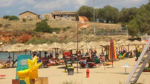 Un paisaje natural cerca del apartahotel