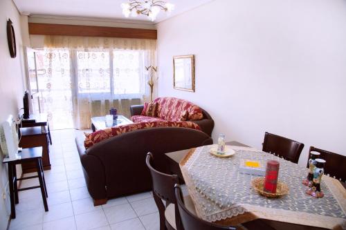 Gambar di galeri bagi Comfortable House with Warm Hospitality - Katerini di Kateríni