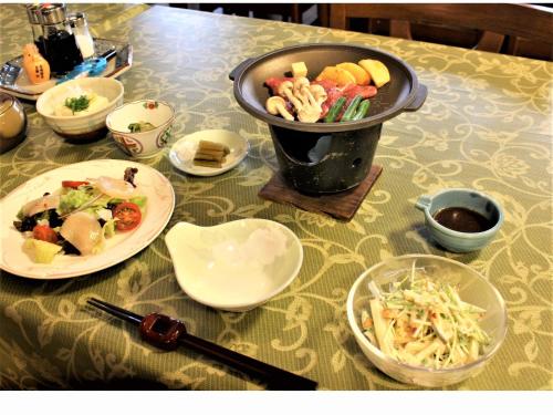 Comida en o cerca de este ryokan