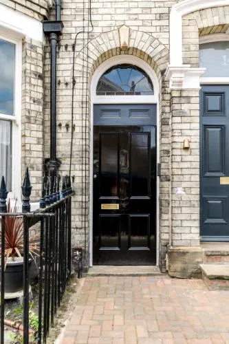 City Apartments - Priory Street photo 13