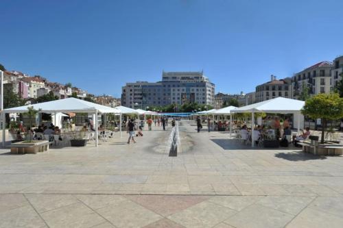 Bombarda Charming Central Apartment