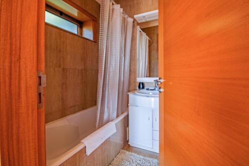 Villa Luzya - House with City Views & Balcony