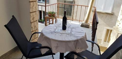 Φωτογραφία από το άλμπουμ του Studio Joković σε Vela Luka