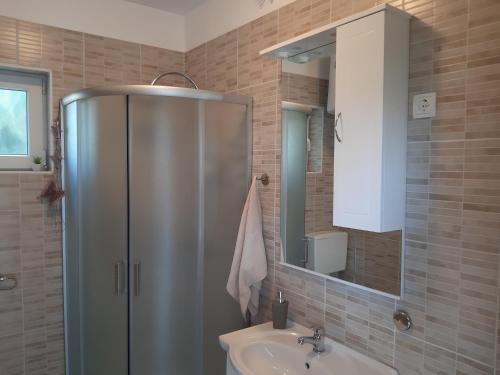 Bilik mandi di Apartment Butterfly Split - for rest and relaxation