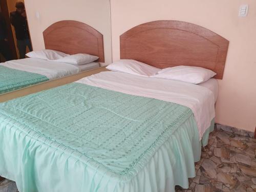 Cama o camas de una habitación en HOSTAL EL TORNILLO