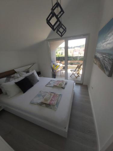 Apartments Mak & Lux - sea & sunset top view