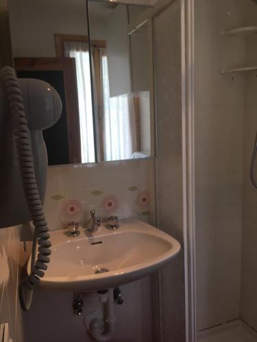 Ένα μπάνιο στο Monolocale DORI