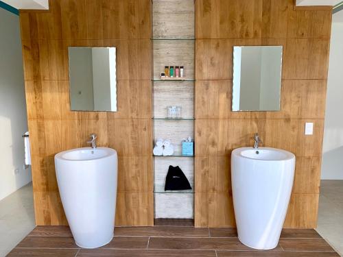 Ảnh trong thư viện ảnh của Azura Beach Resort - All Inclusive - Adults Only ở Sámara