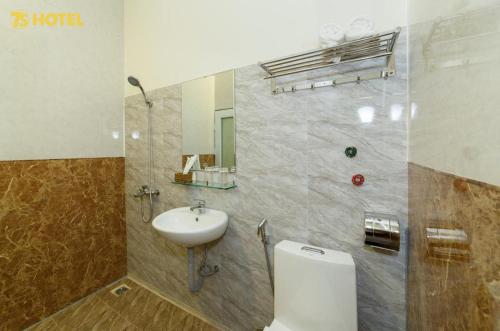 Koupelna v ubytování An Phu Hotel Da Lat