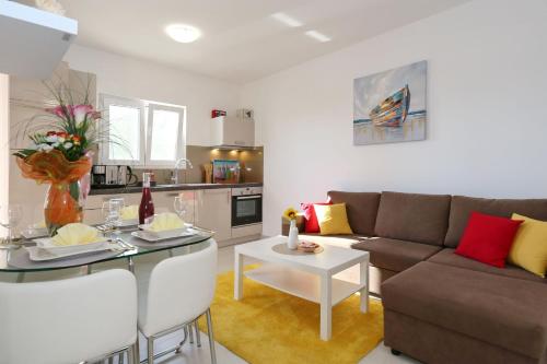 Gallery image of Villa Nivel in Vir