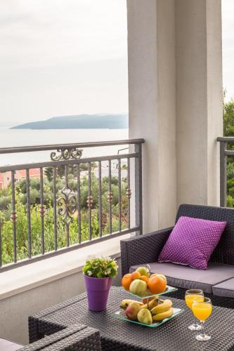 Apartments Jure Sea View Makarska