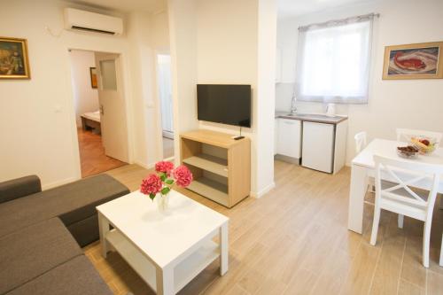 Apartment Goge