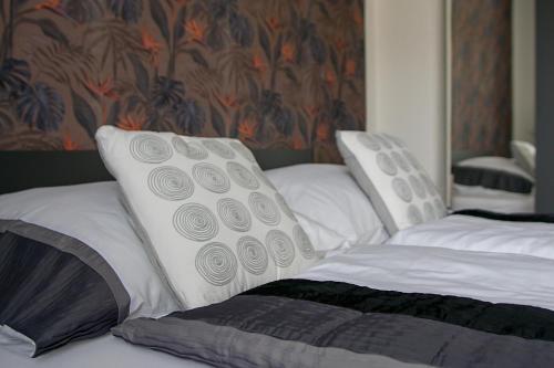 Posteľ alebo postele v izbe v ubytovaní Luxusní Apartmán NMNM Family
