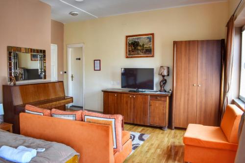 Et tv og/eller underholdning på Central Palace