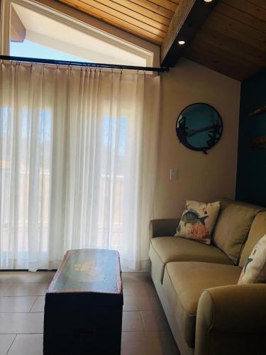 Posezení v ubytování Seafoam Lodge