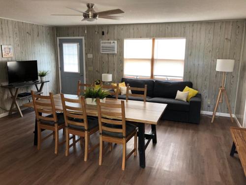 Little Ted's Cottages – Photos 3