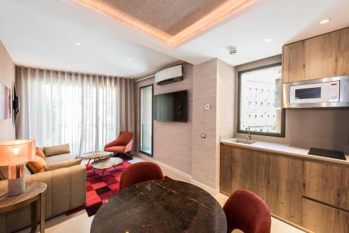 Cuina o zona de cuina de The Garden Suites