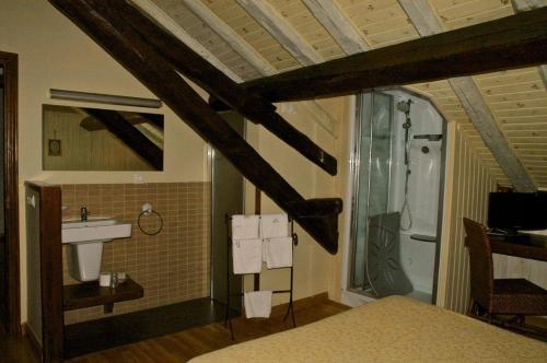Koupelna v ubytování Hotel Casa Frauca