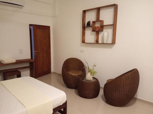 Ruang duduk di Colibri Villa