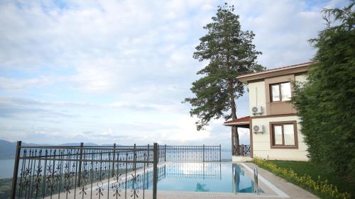 Πισίνα στο ή κοντά στο Orchid Hills - heated swimming pool