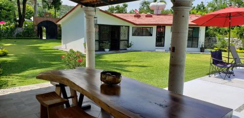 Κήπος έξω από το Casa cerca de las Estacas