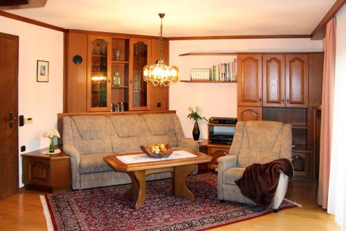 Posezení v ubytování Ferienwohnung Sonnenhang