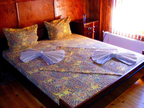 Postel nebo postele na pokoji v ubytování Villa Ribarica