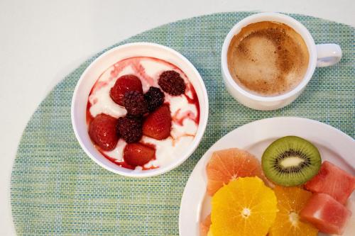 Еда / где поесть недалеко от отеля